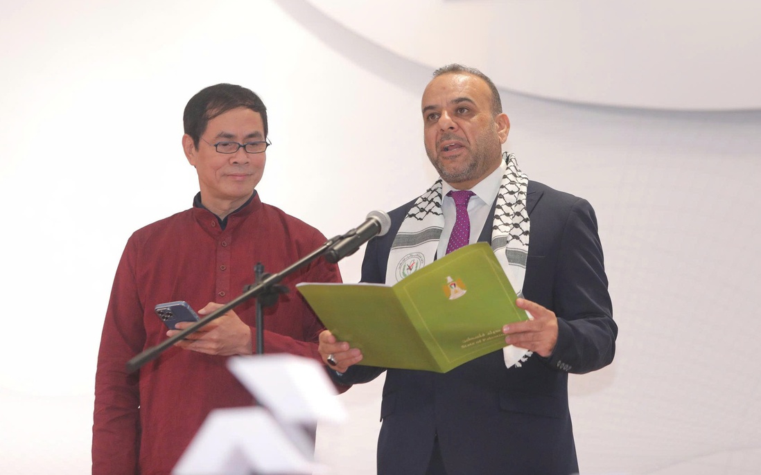 9 tác giả nước ngoài được vinh danh tại cuộc thi thơ Làng Chùa