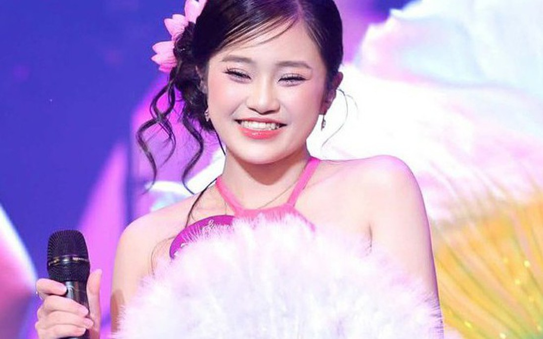 Nữ sinh 16 tuổi giành giải Nhì Tiếng hát Hà Nội 2025