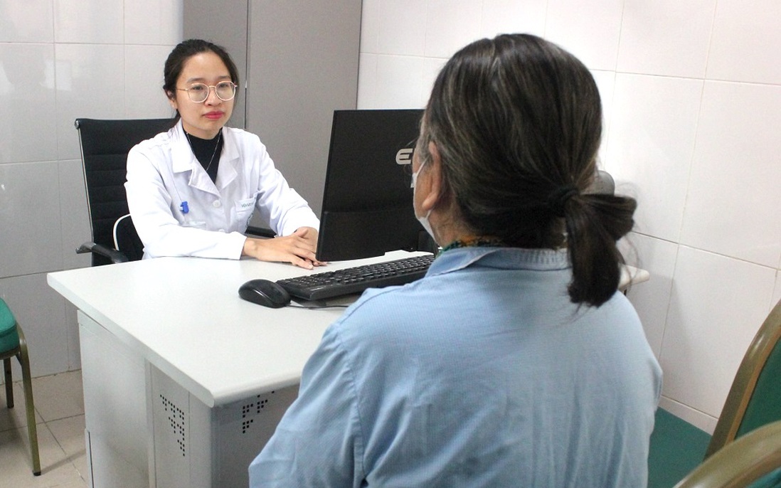 Đừng chủ quan khi có biểu hiện "đi chợ quên mua đồ, nấu ăn cháy cả nồi"