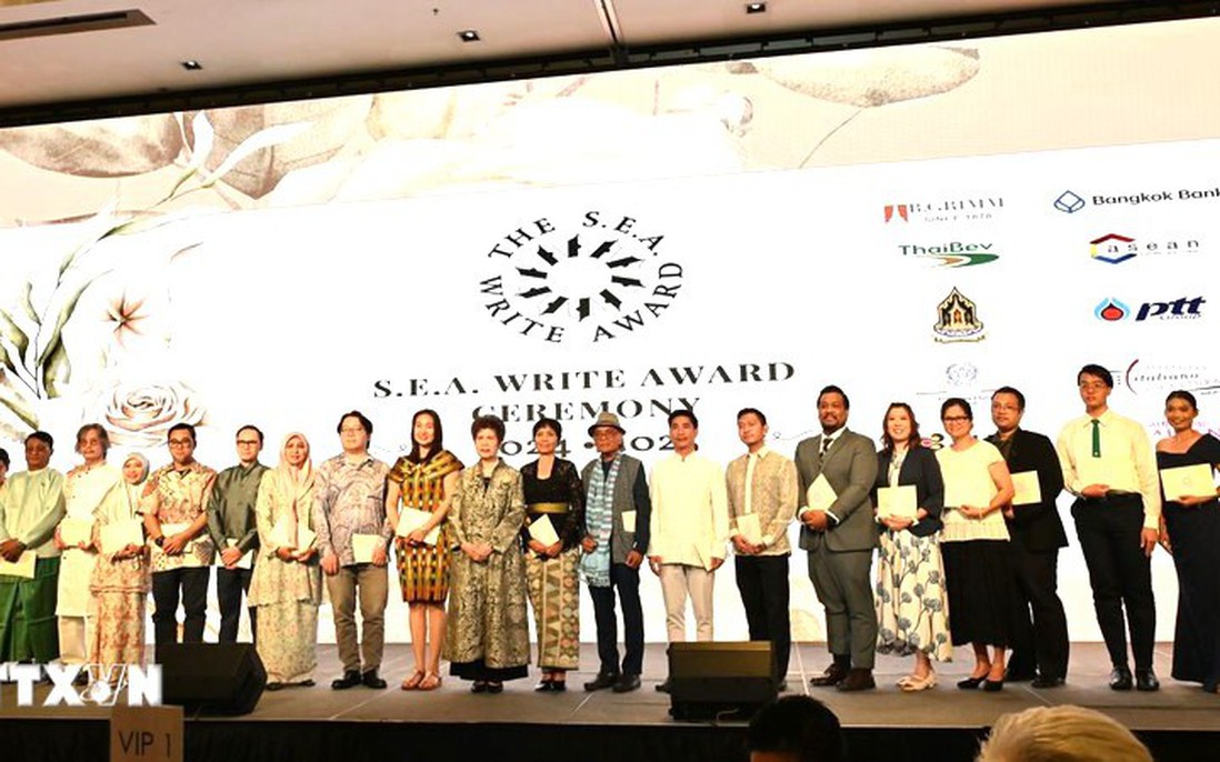 2 nhà văn Việt Nam được nhận Giải thưởng văn học Đông Nam Á 2024-2025