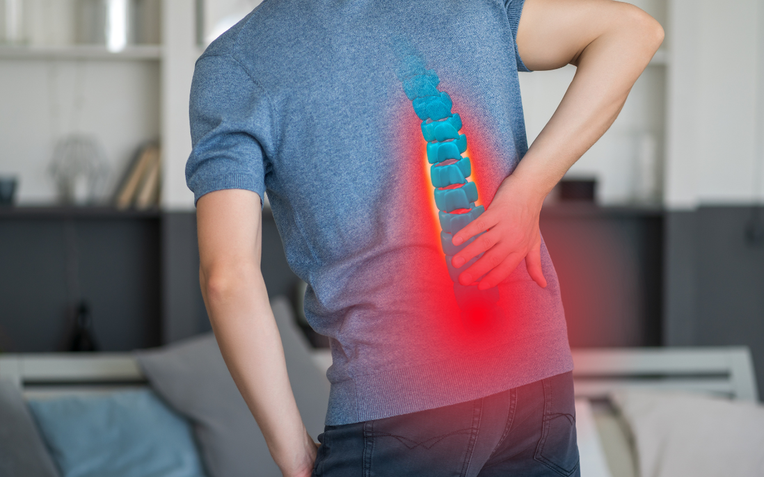 Tưởng đau lưng do thoái hóa, đi khám lại phát hiện bệnh máu ác tính