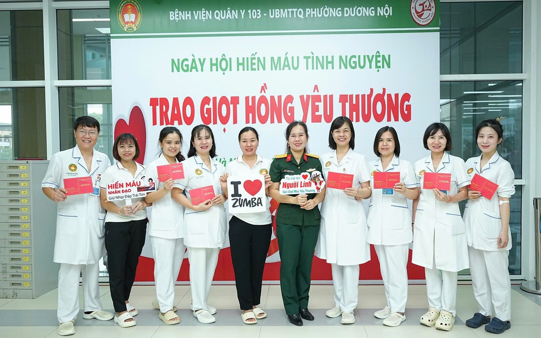 Phụ nữ Bệnh viện Quân y 103 phát huy tinh thần đoàn kết, nhân ái trong công tác Hội