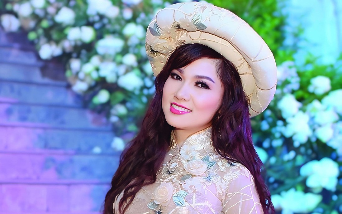 Ca sĩ hải ngoại Kavie Trần: "Quê hương luôn trong tim tôi"