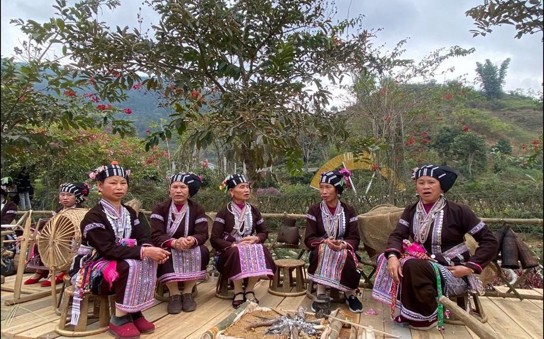 Lan tỏa nét đẹp văn hóa dân tộc Lự từ các đội văn nghệ quần chúng