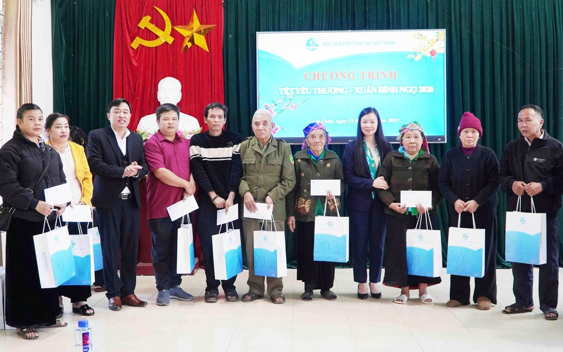 Hội LHPN Việt Nam trao "Tết yêu thương" tại xã biên giới Sin Suối Hồ