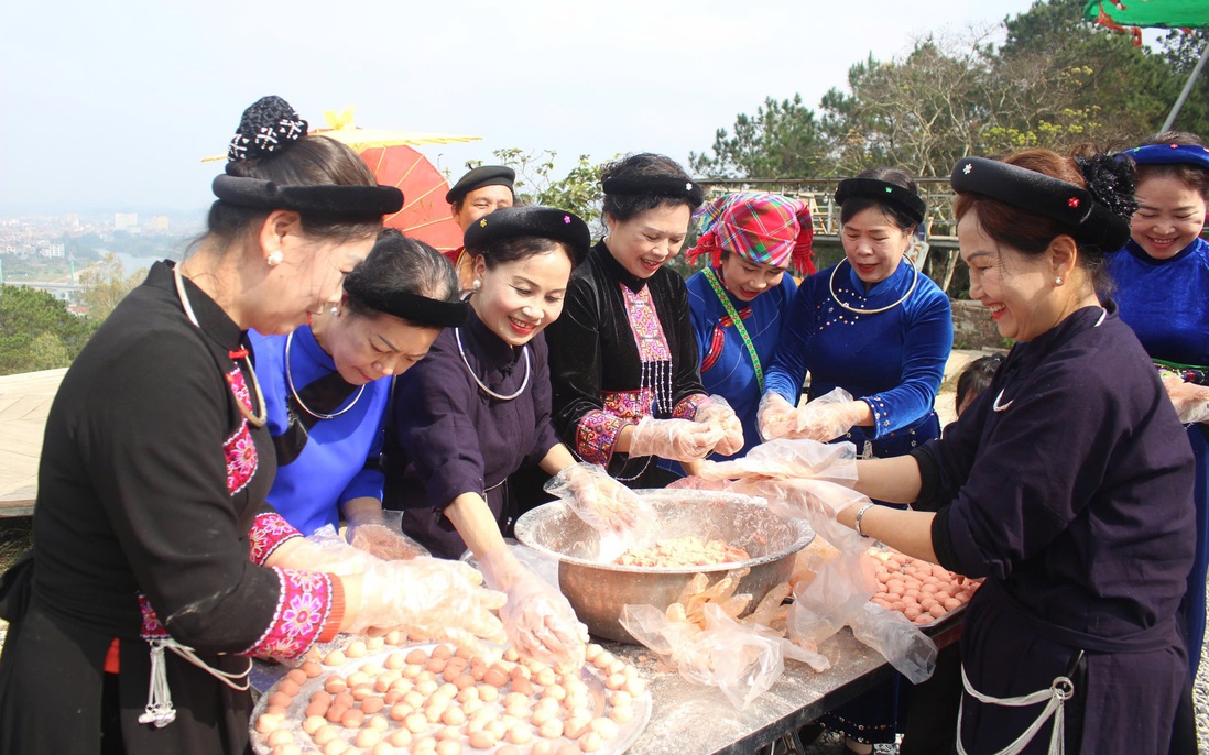 Độc đáo món ăn ngày Đông chí ở xứ Lạng