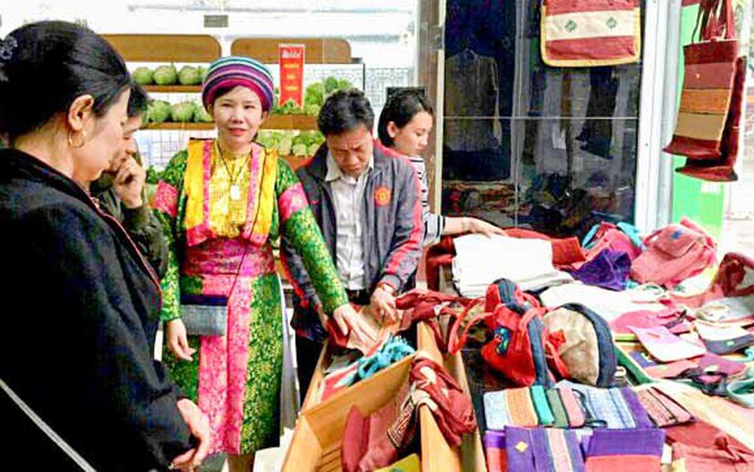 Giảm nghèo bằng sản phẩm đặc trưng vùng dân tộc thiểu số và miền núi ở Cao nguyên đá