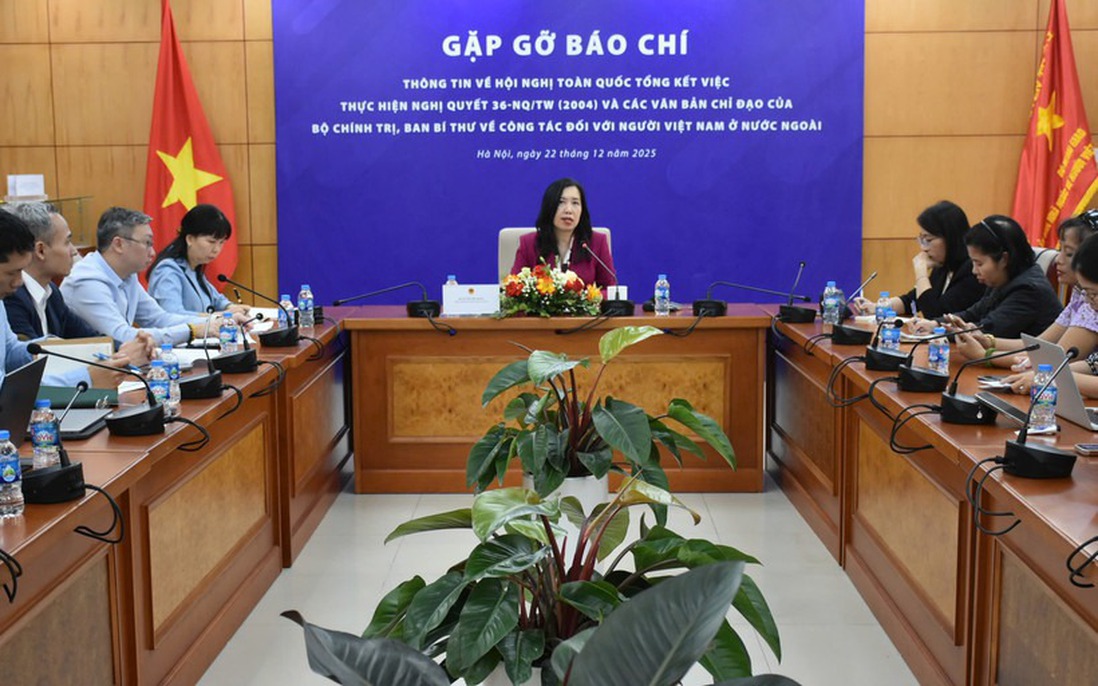 Hội nghị toàn quốc tổng kết 20 năm thực hiện công tác người Việt ở nước ngoài