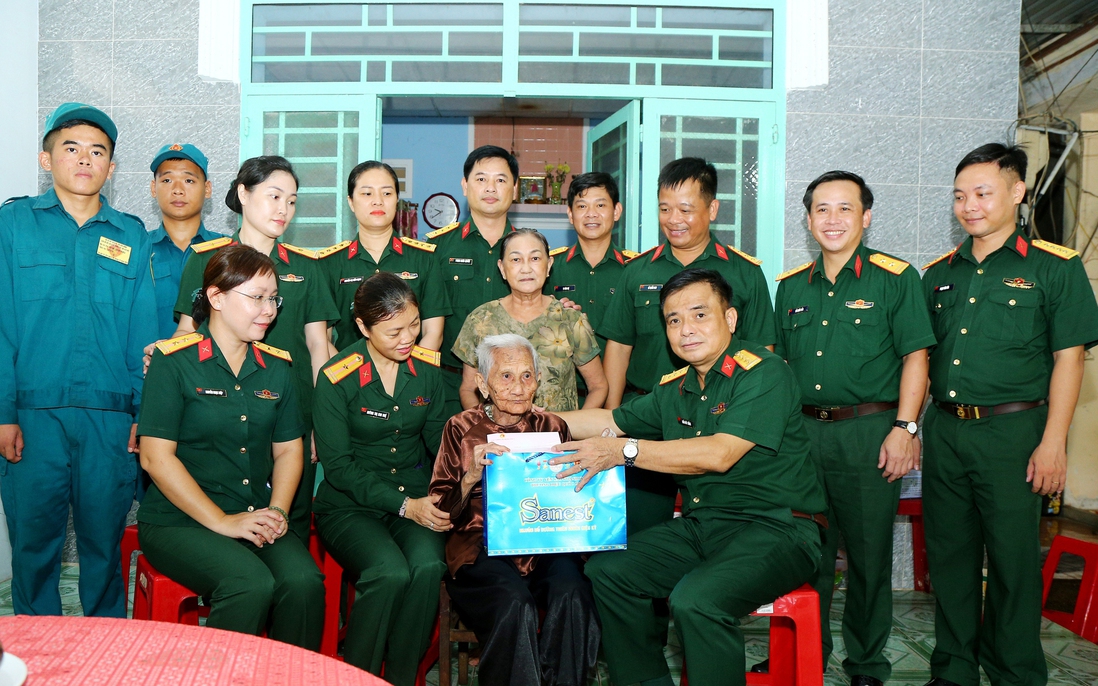 Dấu ấn sáng tạo, lan tỏa tinh thần nhân ái trong phong trào phụ nữ Quân khu 7