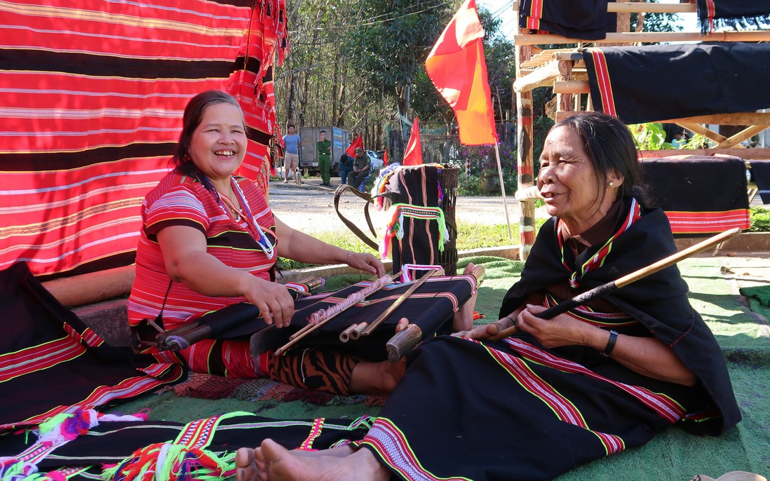 “Báu vật sống” của người Giẻ Triêng giữa đại ngàn Tây Nguyên