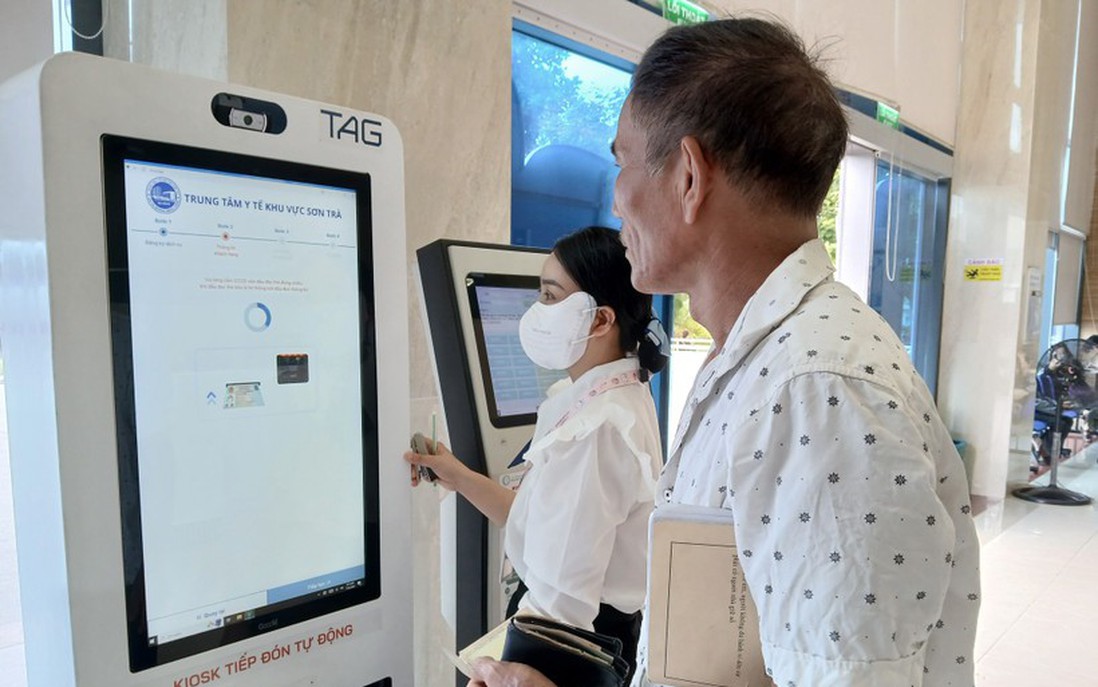 Xây dựng gói bảo hiểm y tế bổ sung: Giảm gánh nặng tự chi của người dân