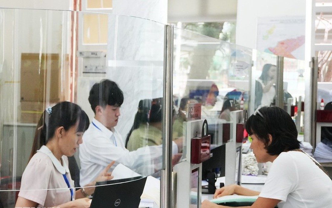 Tiêu chuẩn chức danh công chức lãnh đạo, quản lý ở cơ quan hành chính nhà nước