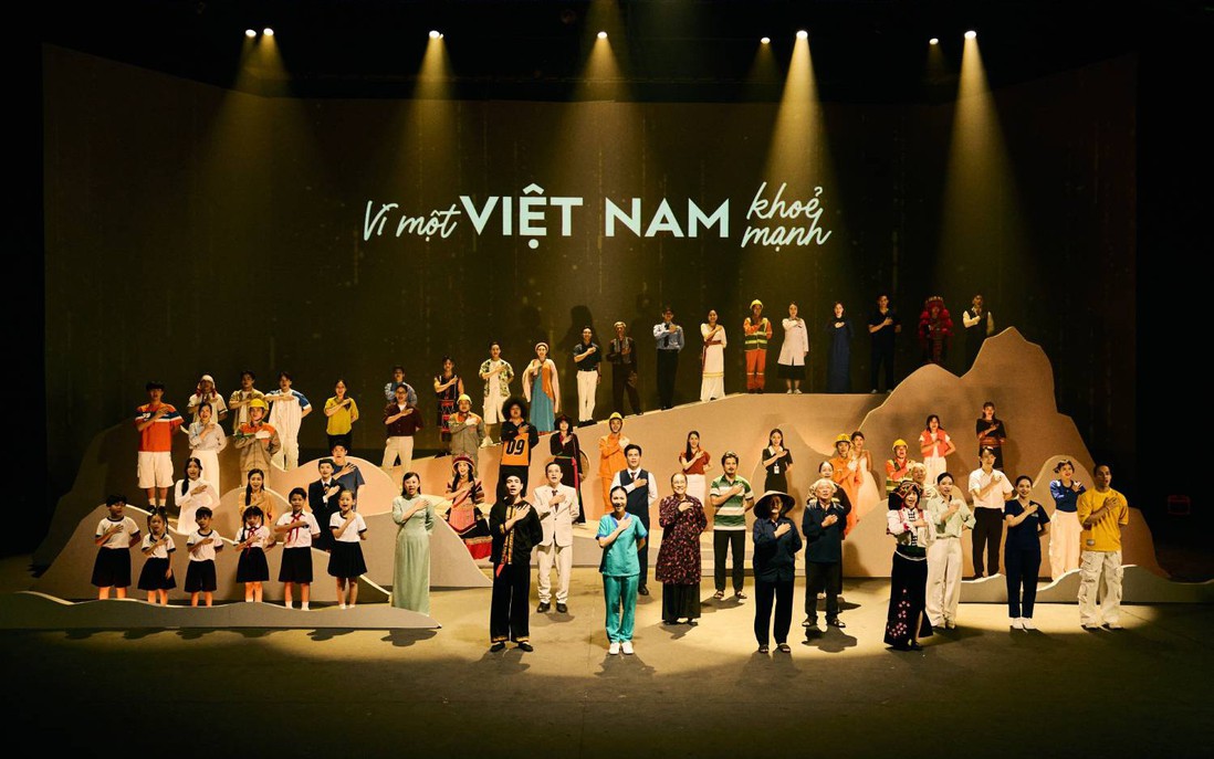 Hòa Minzy ra mắt MV mang chất liệu truyền thống, lan tỏa khát vọng "vì một Việt Nam khỏe mạnh"