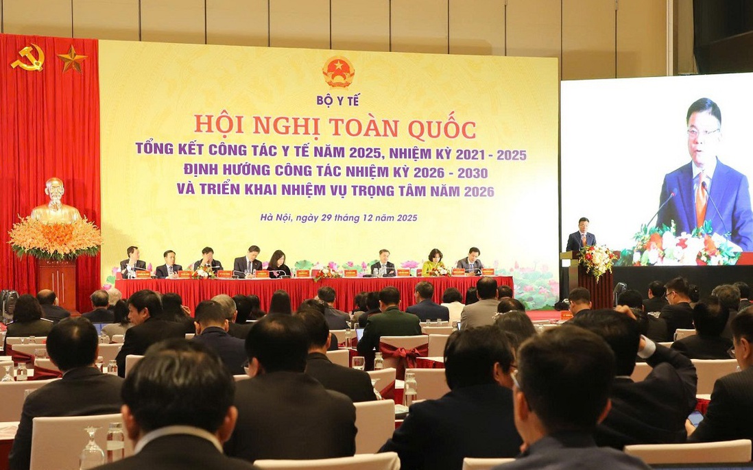 Hướng tới bao phủ bảo hiểm y tế toàn dân, miễn viện phí theo lộ trình