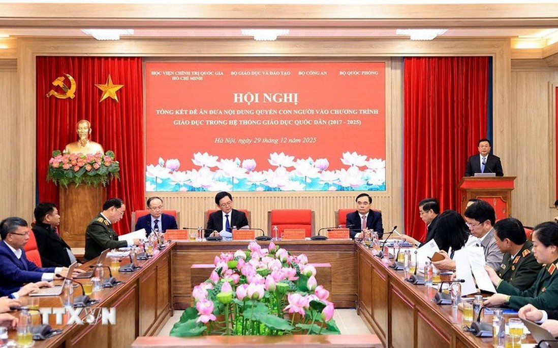 Đưa quyền con người vào chương trình giáo dục trong hệ thống giáo dục quốc dân