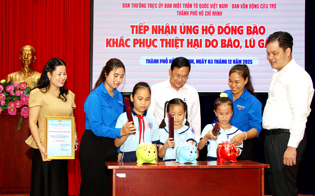 TPHCM tiếp nhận hơn 343 tỷ đồng hỗ trợ đồng bào bị ảnh hưởng bởi thiên tai