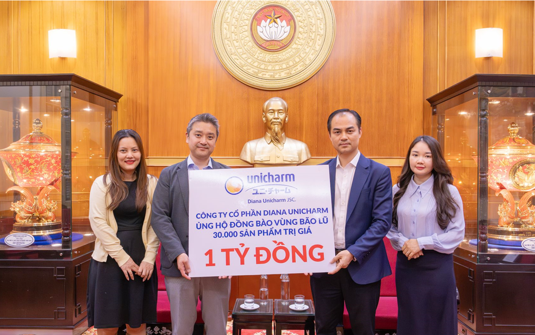 Diana Unicharm đồng hành cùng phụ nữ và trẻ em miền Trung, Tây Nguyên vượt qua khó khăn do mưa lũ 