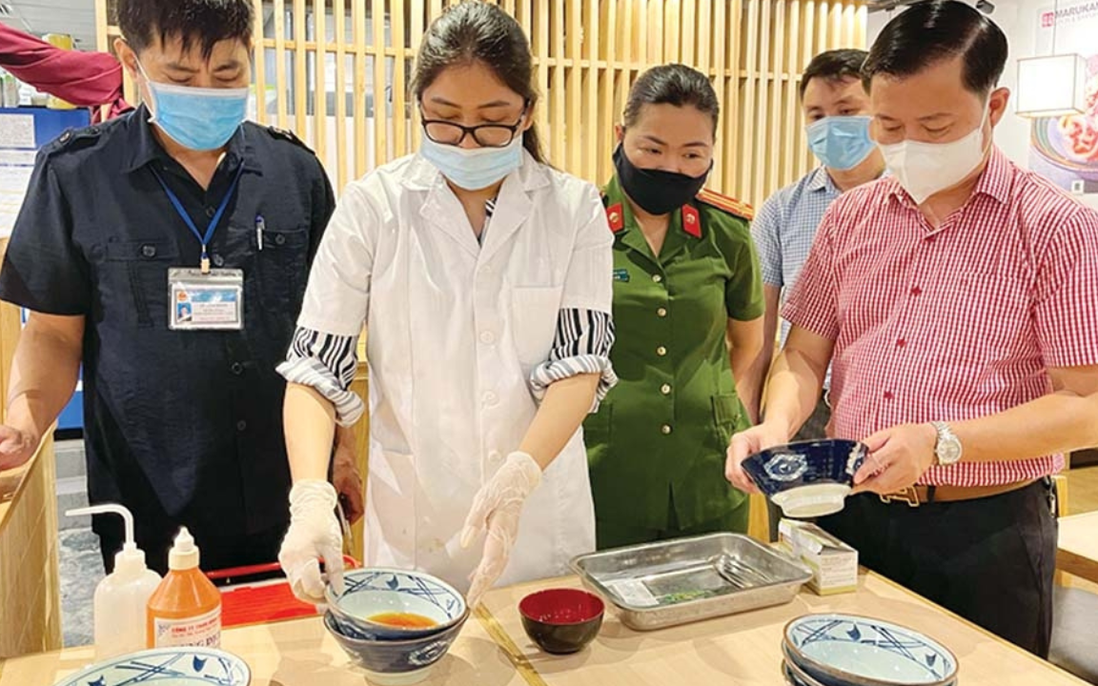 Trong 11 tháng, gần 1.600 người mắc, 19 trường hợp tử vong do ngộ độc thực phẩm