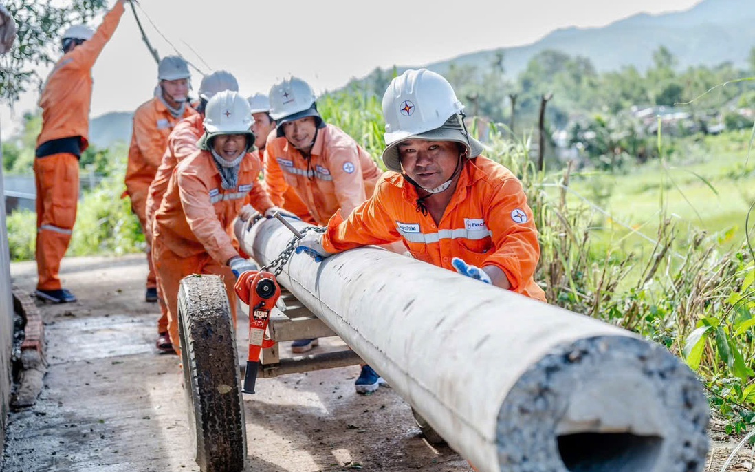 EVN nỗ lực vượt khó, hoạt thành vượt chỉ tiêu sản xuất, kinh doanh năm 2025