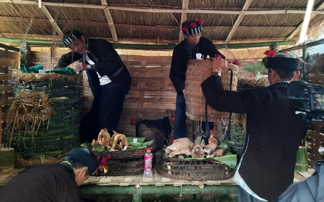 Lai Châu: Lễ cơm mới của người Lự trở thành sản phẩm du lịch