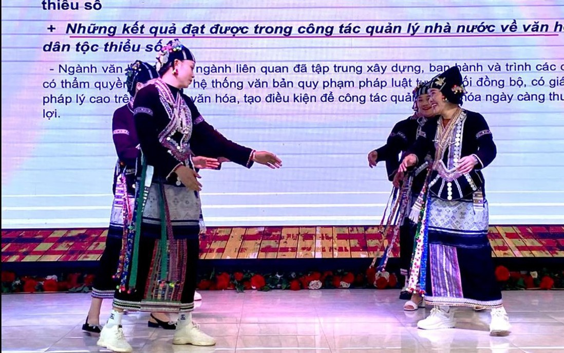 Nâng cao năng lực kinh tế cho phụ nữ dân tộc Lự để bảo tồn văn hóa gắn với phát triển