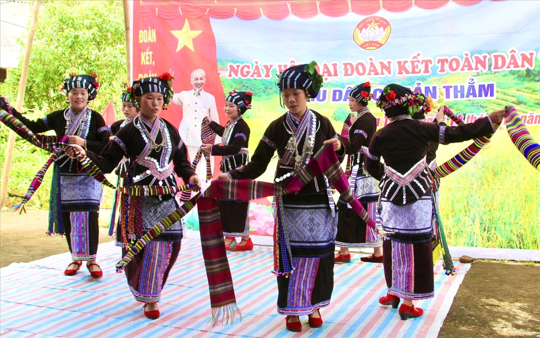 Người Lự gìn giữ và phát huy các làn điệu dân ca truyền thống