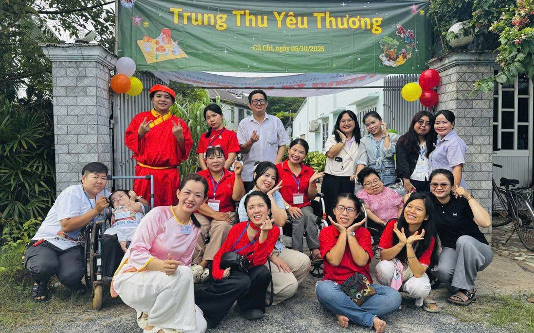 Cây bút Huỳnh Thanh Thảo: Thơ ca vang lên từ số phận thiệt thòi