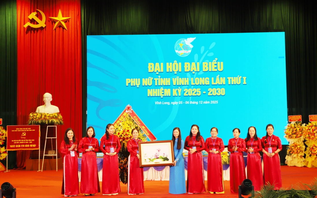 Phụ nữ là nguồn lực quan trọng đưa Vĩnh Long phát triển đúng định hướng