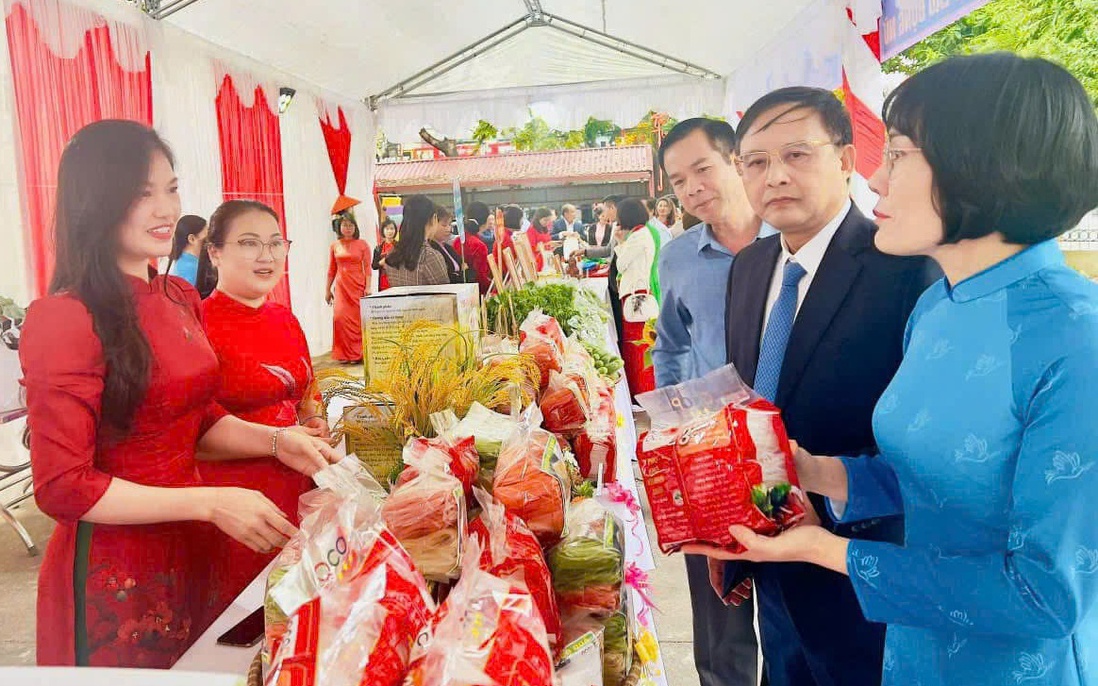 Nâng cao năng lực để phụ nữ tự tin phát triển kinh tế, thoát nghèo bền vững