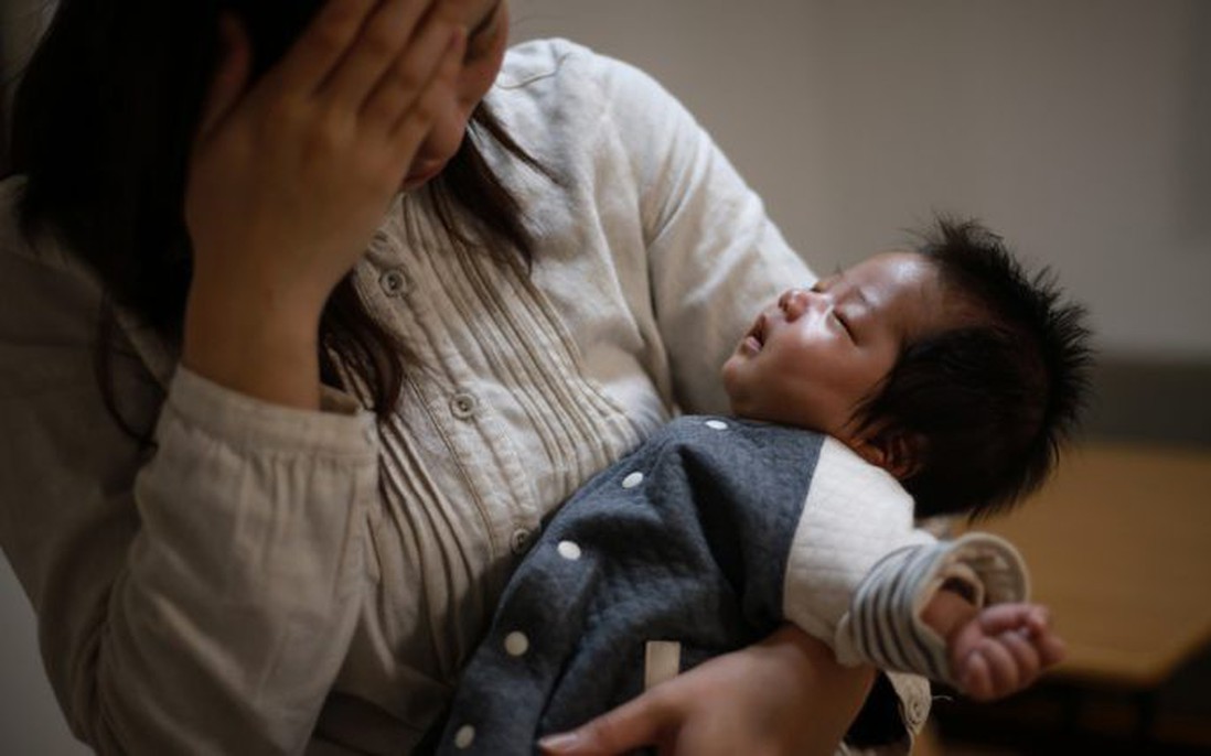 Nỗi cô đơn đang đe dọa các bà mẹ bỉm sữa ở Tokyo