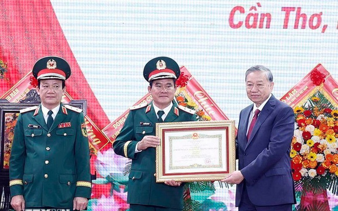 Tổng Bí thư: Xây dựng lực lượng vũ trang Quân khu 9 cách mạng, chính quy, tinh nhuệ, hiện đại