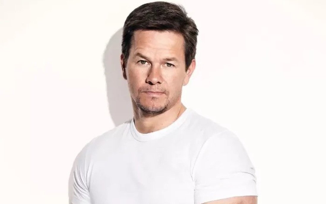 Tài tử Mark Wahlberg tái xuất màn ảnh với "Cuộc đào tẩu trên không"