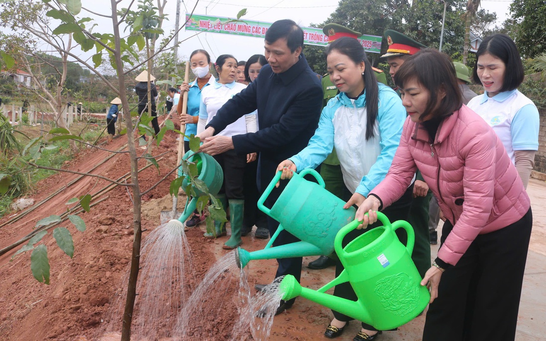 Hội LHPN Bắc Giang: Phát động hưởng ứng Tết trồng cây 2025