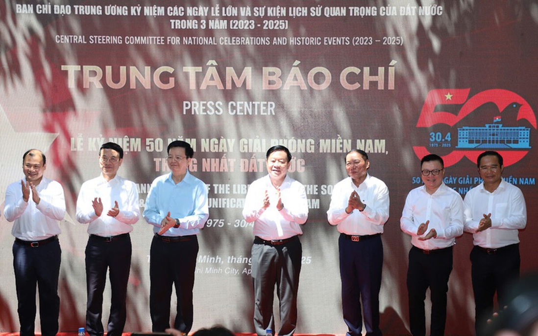 Ra mắt Trung tâm Báo chí phục vụ Lễ kỷ niệm 50 năm Ngày Giải phóng miền Nam, thống nhất đất nước