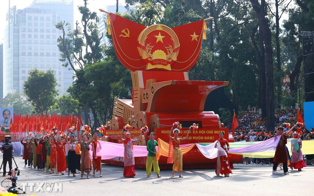 Lãnh đạo chính đảng, các nước gửi thư, điện chúc mừng Việt Nam