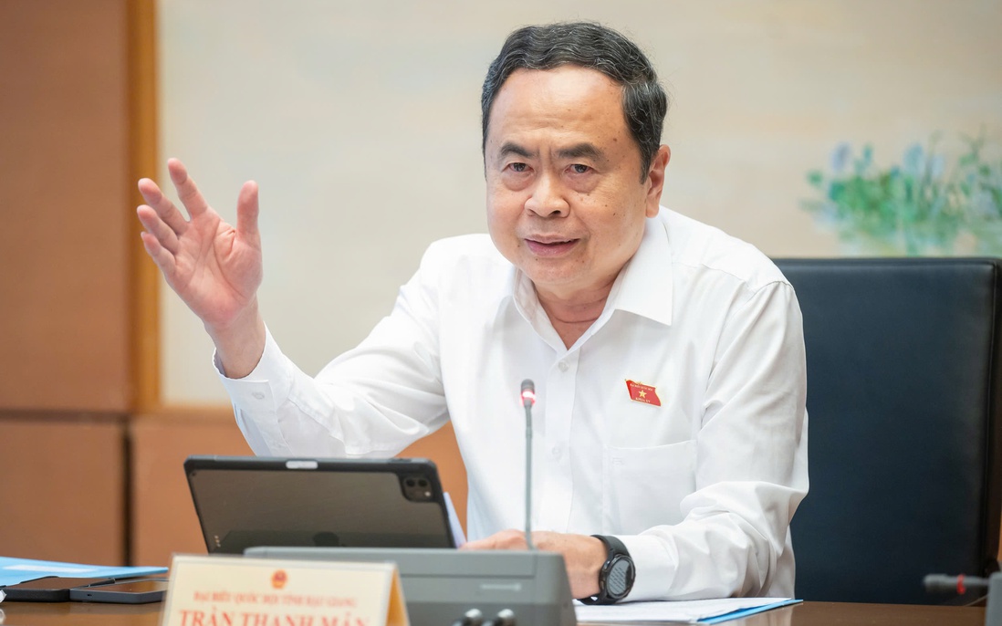 Chủ tịch Quốc hội nêu thực trạng "bí thư, chủ tịch mới lên lại điều chỉnh quy hoạch"