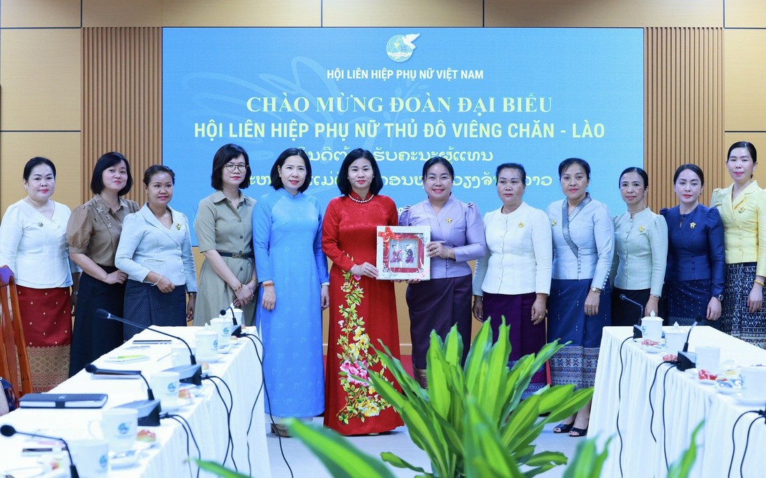 Hội LHPN Thủ đô Viêng Chăn (Lào) chào xã giao Trung ương Hội LHPN Việt Nam