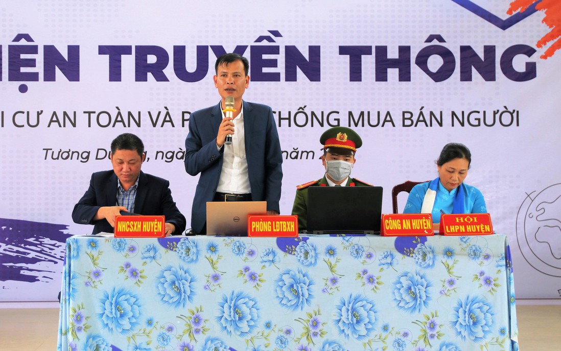 "Lá chắn mềm" bảo vệ phụ nữ, trẻ em gái vùng biên