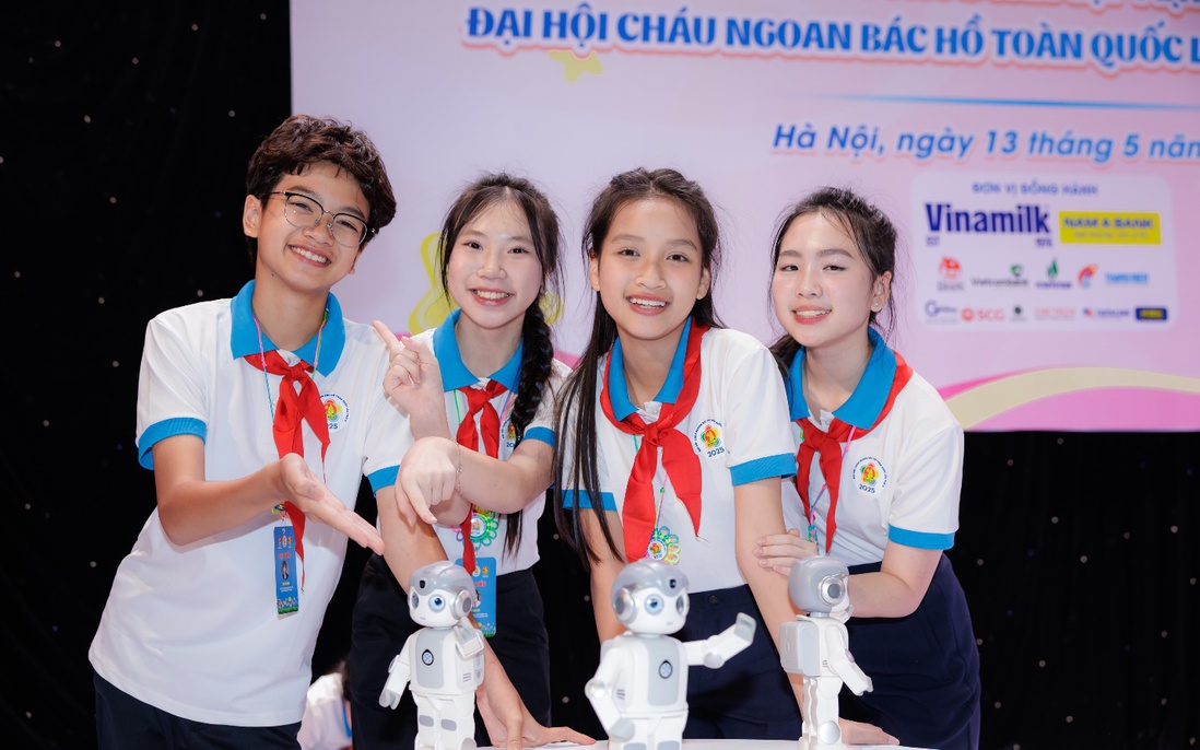 Hành trình truyền lửa đáng nhớ của 500 thiếu nhi cháu ngoan Bác Hồ