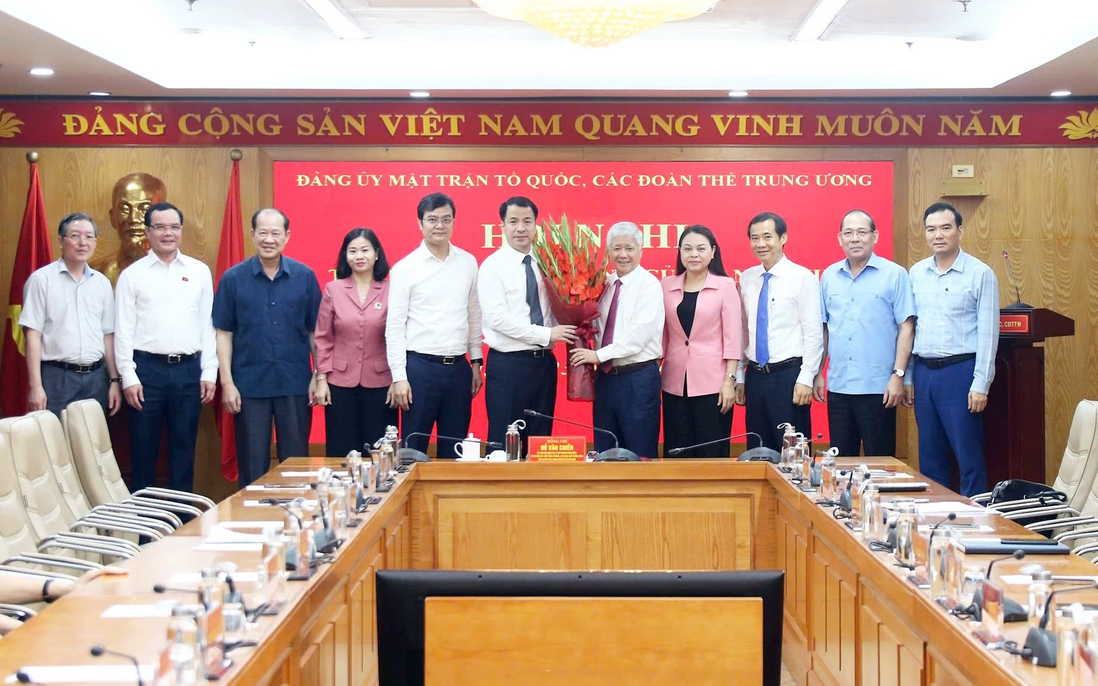 Ông Ngô Văn Cương giữ chức Phó Bí thư chuyên trách Đảng ủy MTTQ, các đoàn thể Trung ương