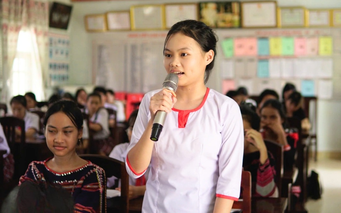 Khơi dậy khát vọng học tập và quyền được sống một cách xứng đáng của trẻ em gái vùng cao