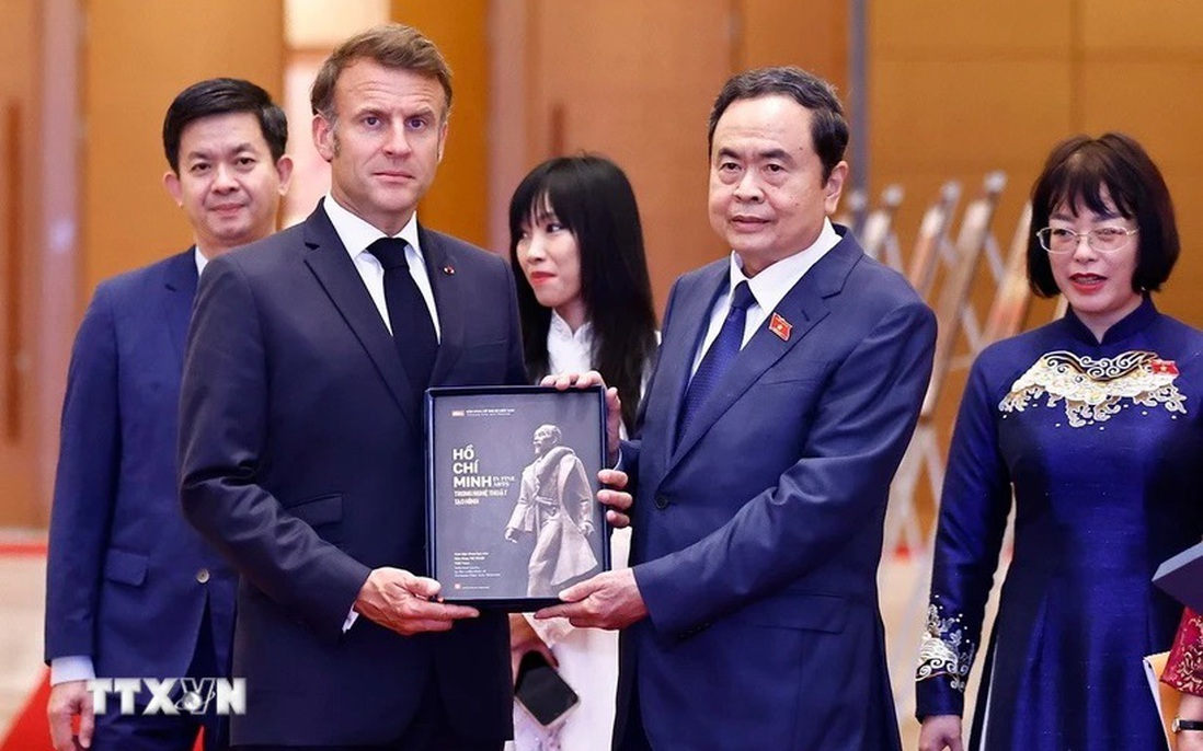 Chủ tịch Quốc hội: Quan hệ kinh tế Việt Nam-Pháp đạt được những kết quả ấn tượng