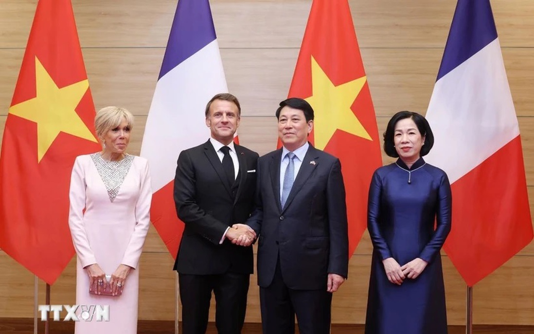 Chủ tịch nước Lương Cường chủ trì chiêu đãi cấp Nhà nước Tổng thống Pháp