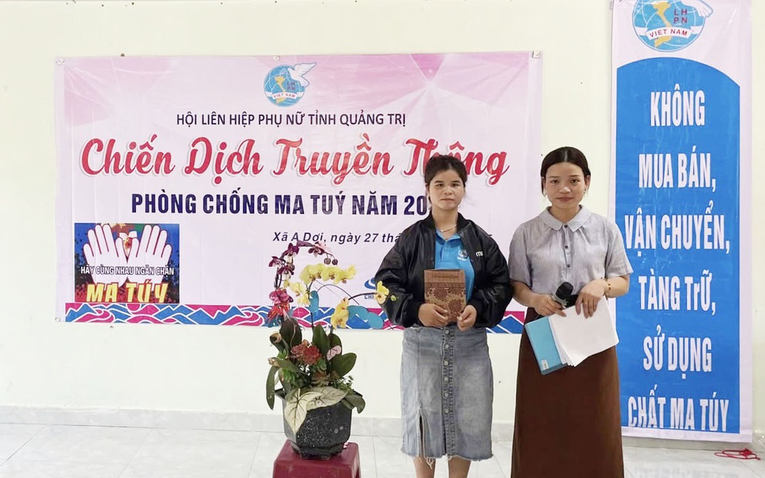 Cung cấp kiến thức đảm bảo an toàn cho phụ nữ và người dân vùng biên