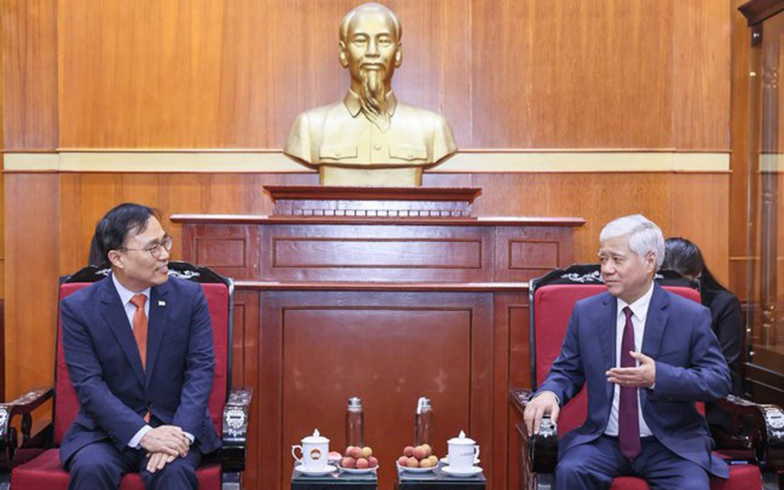 Chủ tịch UBTƯ MTTQ Việt Nam Đỗ Văn Chiến tiếp Đại sứ đặc mệnh toàn quyền Hàn Quốc tại Việt Nam