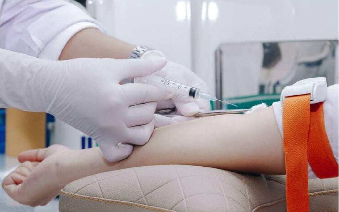 Cẩn trọng trước quảng cáo "xét nghiệm máu tìm dấu ấn ung thư"