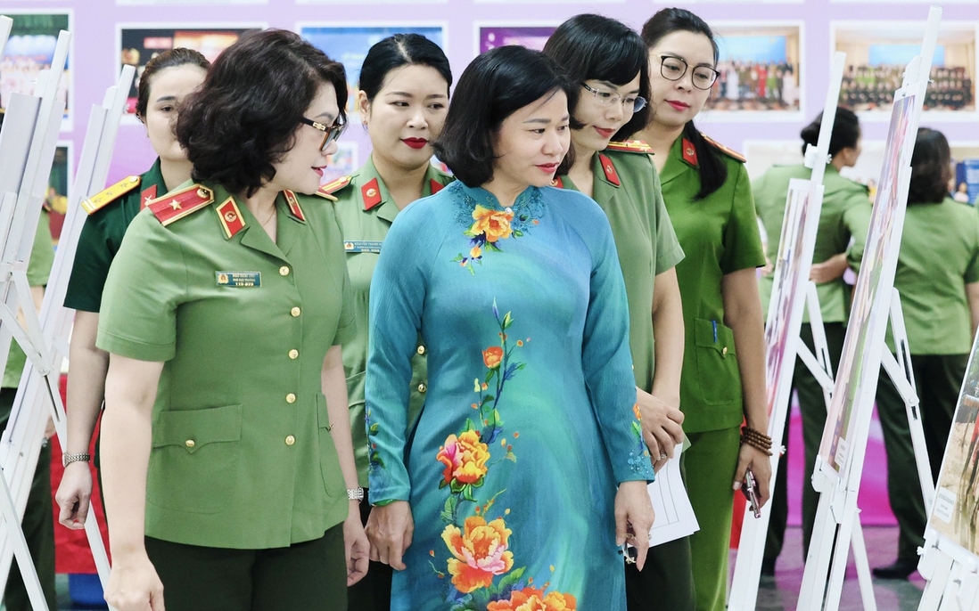 Biểu dương 20 tập thể, 80 cá nhân xuất sắc trong Phong trào thi đua của Phụ nữ Công an nhân dân