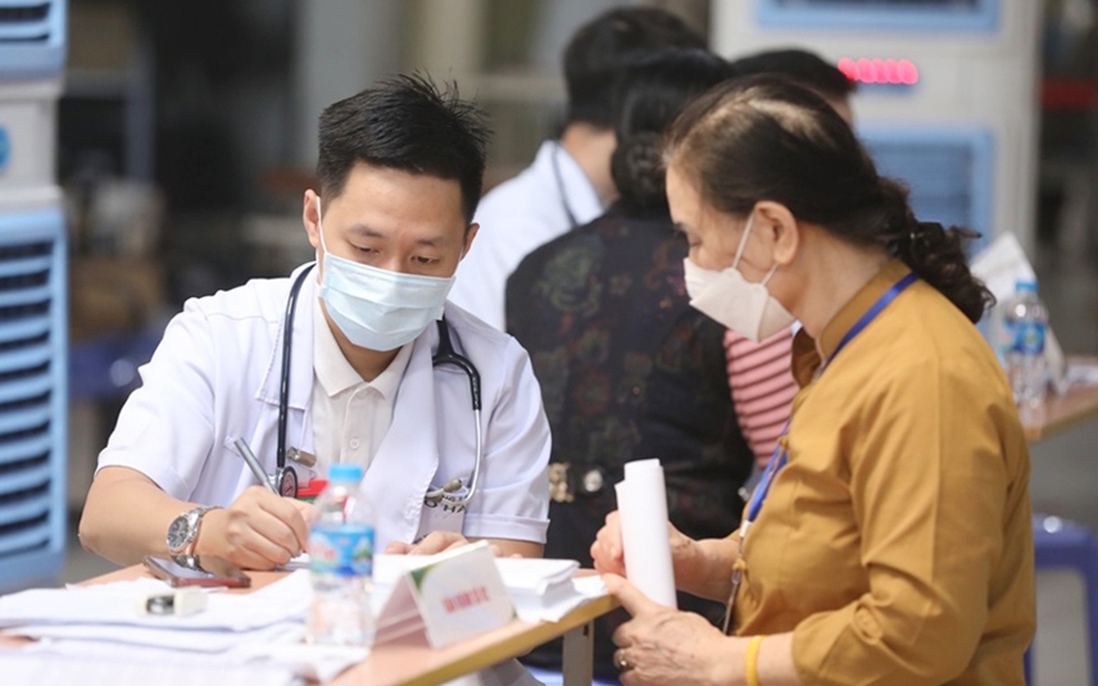 Từ 1/6, người dân cần làm gì để đảm bảo quyền lợi khám chữa bệnh?
