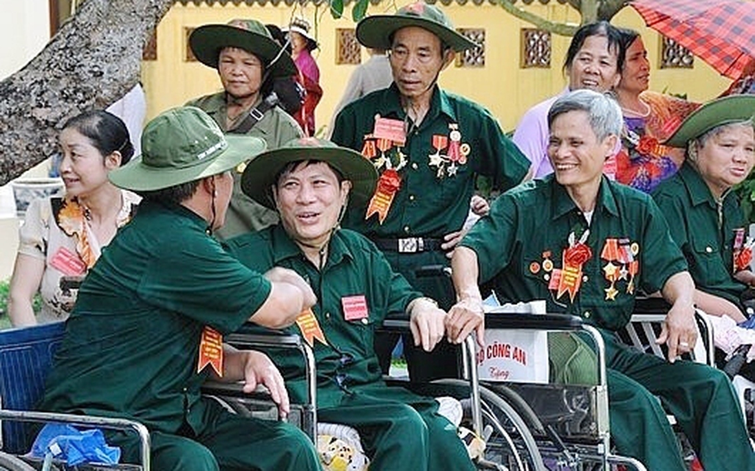 Trình Chủ tịch nước tặng quà cho hơn 1.576.000 người có công nhân kỷ niệm 78 năm Ngày Thương binh - Liệt sĩ