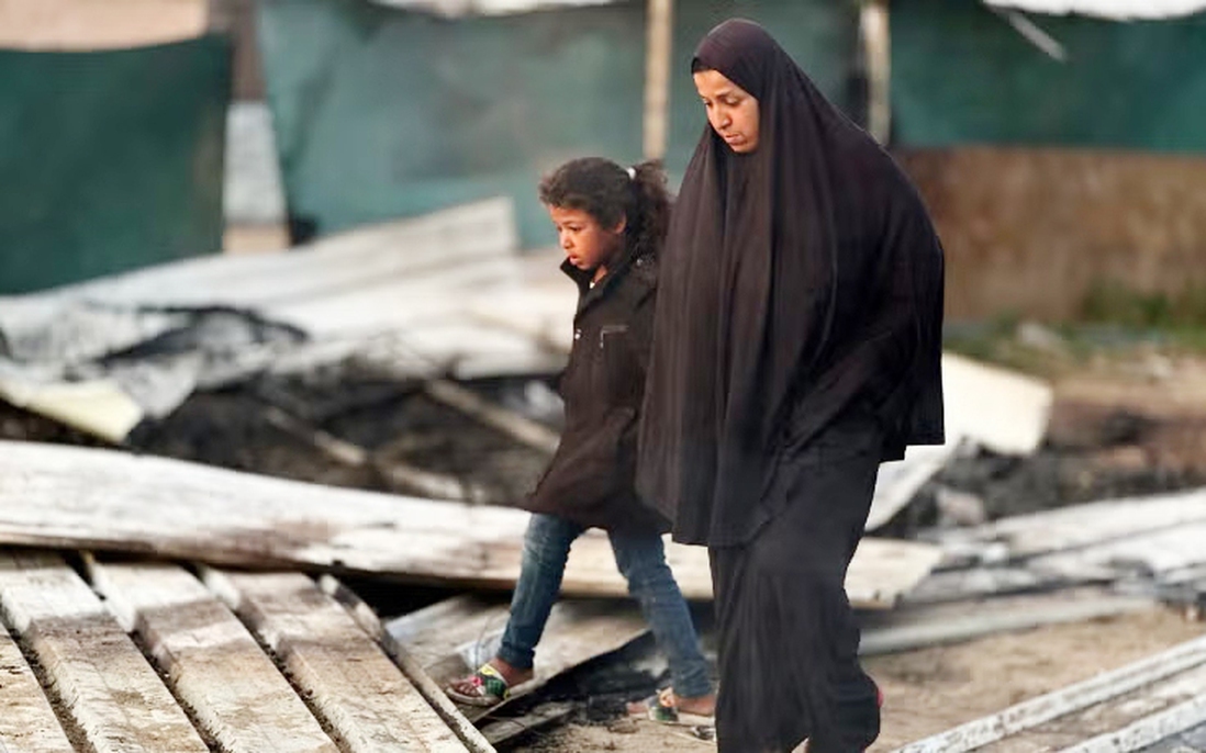 Phụ nữ ở Gaza: "Đôi khi tôi cần băng vệ sinh và xà phòng hơn là thức ăn"